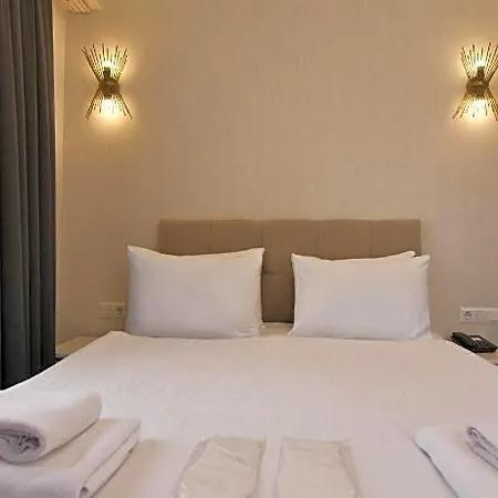 Sultan Suleyman Hotel *